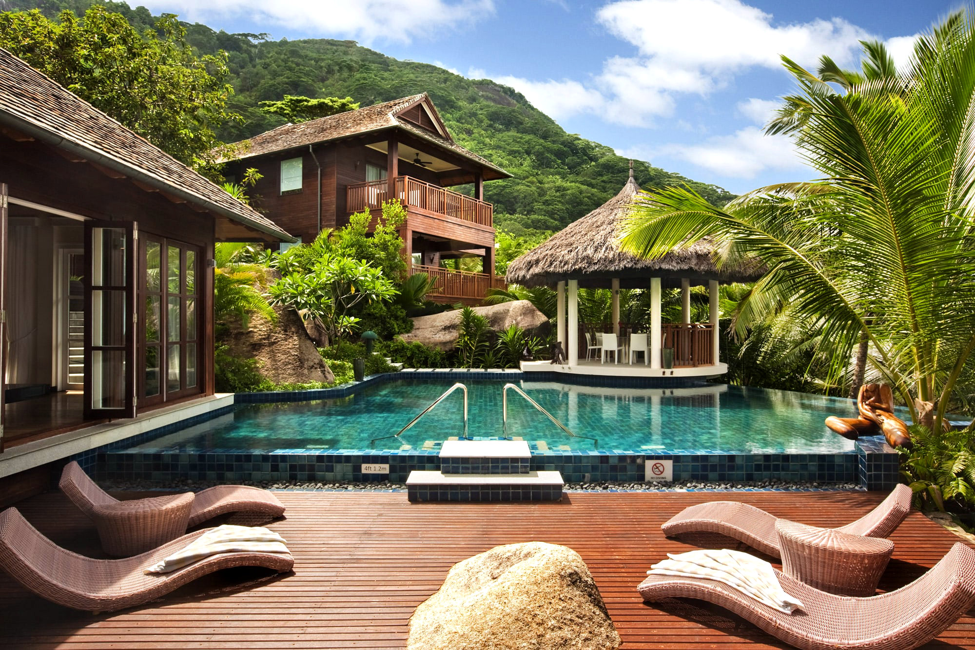 Отель Hilton Seychelles Labriz Resort & Spa
 (Хилтон Сейшелы Лабриз Резорт энд Спа)