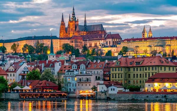 Прага: увидеть истинную красоту города и понять его историю