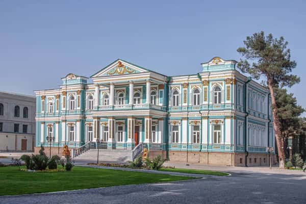 Русский Самарканд - европейская архитектура на восточных улицах города